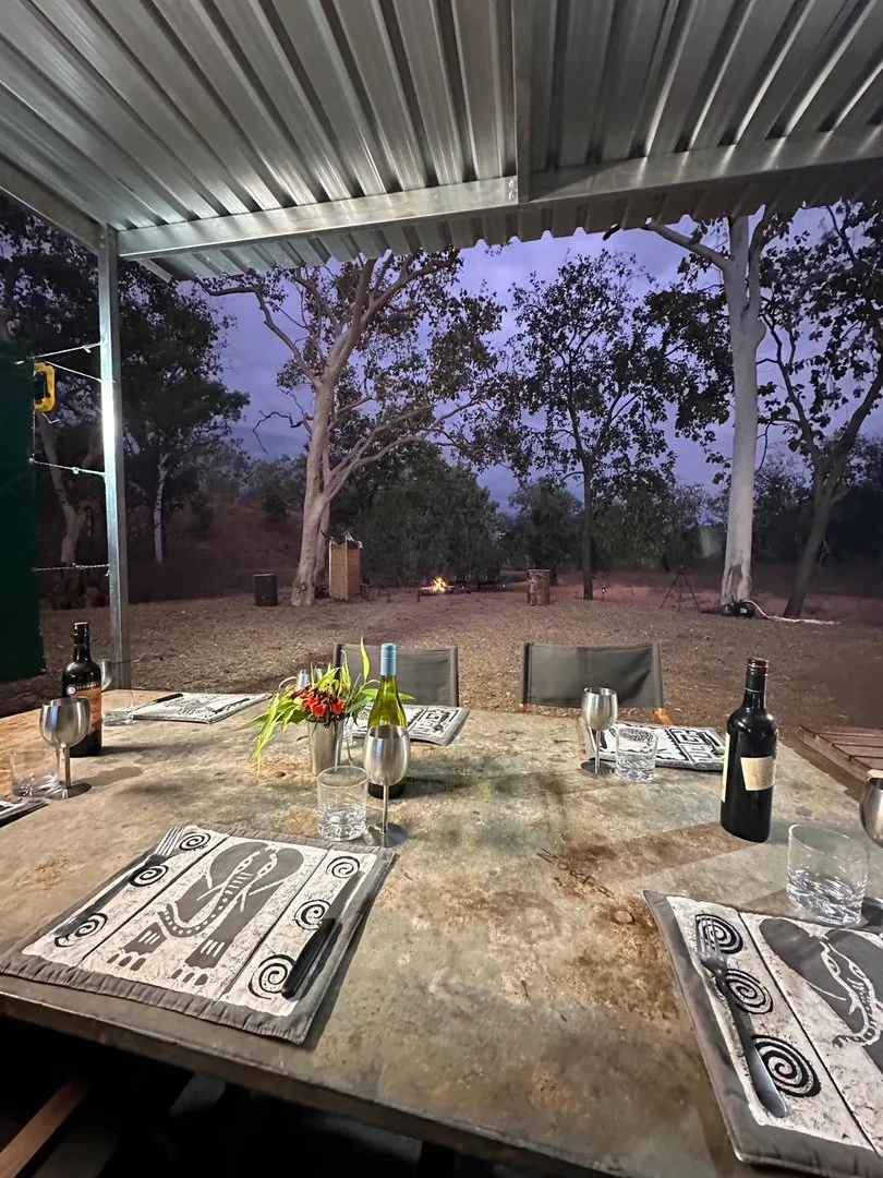 australia-outback-camp-dining-table-dusk